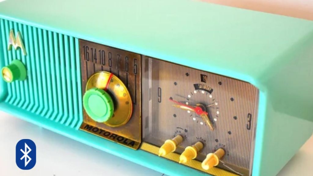 Vintage Radio with Bluetooth